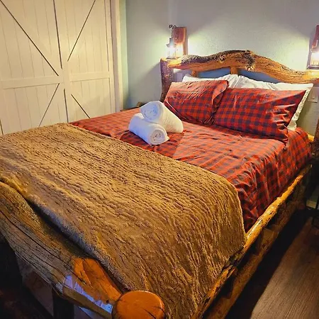 Private Cabin- Breakfast - Double Tub - 75In Tv - Sup - Washer Dryer - Bbq West Point Exterior photo